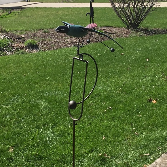 Garden Rocking Bird - Picture 2 of 4